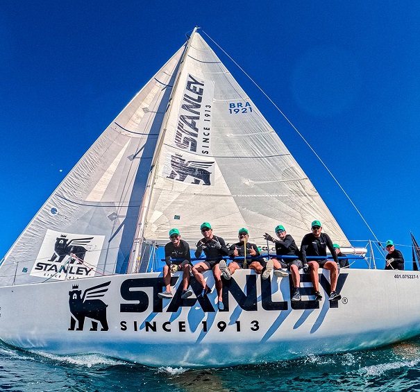 Velejadores baianos conquistam segundo lugar na tradicional Regata Ibnternacional Recife-Fernando de Noronha