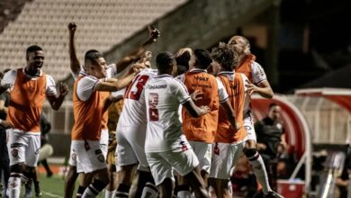 Vitória vence Ituano por 2 a 0 e mantém liderança na Série B