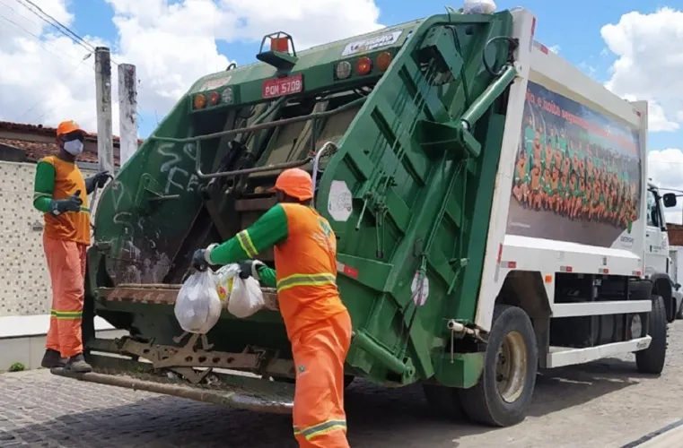 CÂMARA QUER QUE PREFEITURA DE FEIRA EXPLIQUE ADITIVOS DE CONTRATOS