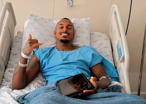 Raul Gustavo passa por cirurgia no joelho e deve fazer recuperação no Corinthians