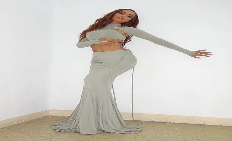 ANITTA ASSINA CONTRATO COM REPUBLIC RECORDS