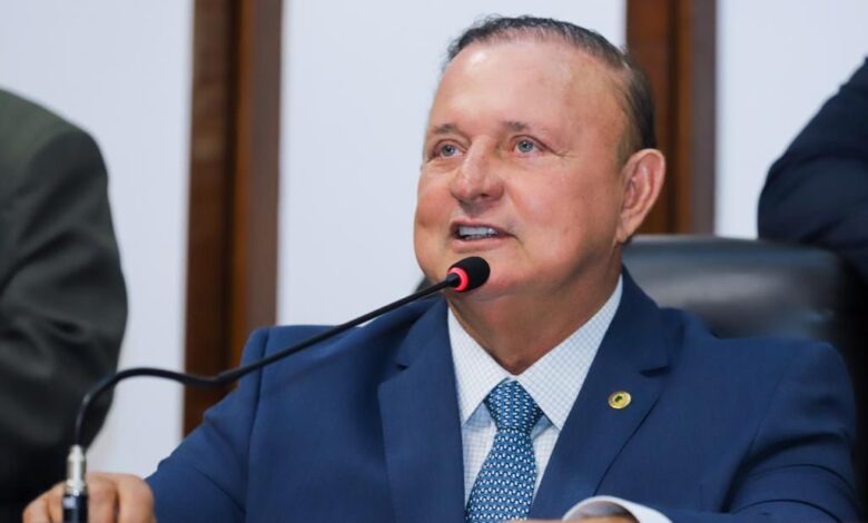 Adolfo Menezes diz que atendeu Procuradoria da ALBA e arquiva CPI dos Sem-Terra
