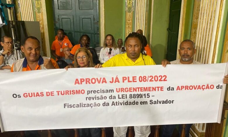 Câmara de Salvador aprova projeto de lei que fortalece fiscalização de guias de turismo na cidade