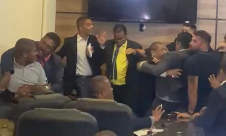 Confusão na Câmara de Santo Amaro e vereadores da oposição agredidos