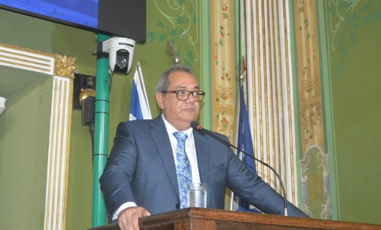 "É necessário cobrar o cumprimento da lei que proíbe maus-tratos às pessoas com deficiência”, diz Carlos Muniz