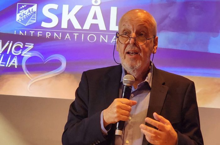 Eduardo Sanovicz recebe “Mérito Skål”