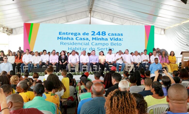 FEIRA DE SANTANA: 248 UNIDADES HABITACIONAIS DO MCMV SÃO ENTREGUES