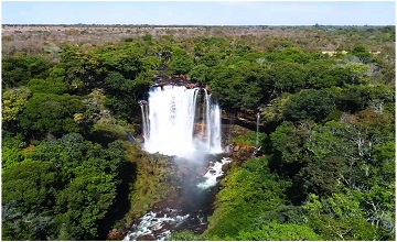 FOLHA ELENCA CACHOEIRAS BAIANAS COMO DESTAQUES TURÍSTICOS