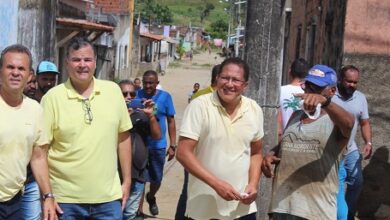 ITABUNA: MUTIRÃO DO PROJETO BAIRRO FELIZ LEVA SERVIÇOS DE INFRAESTRUTURA AO NOVA CALIFÓRNIA ATRAVÉS DA EMASA E SIURB