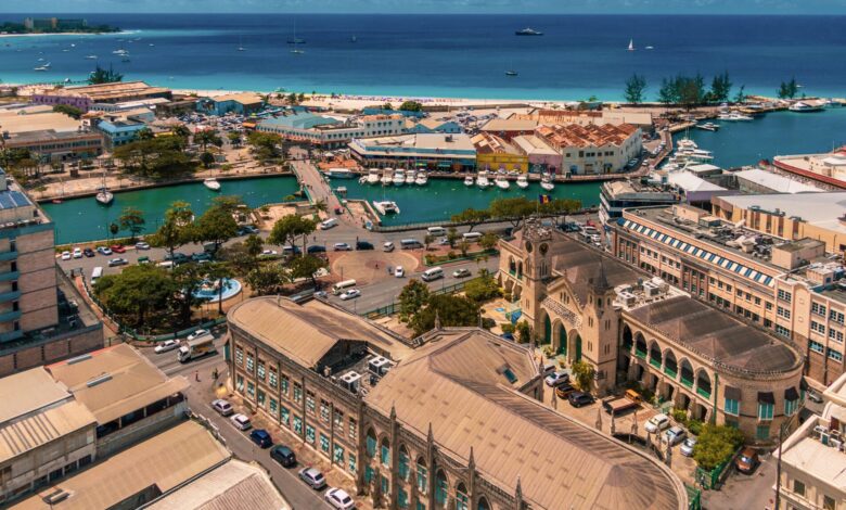 Ministro do Turismo de Barbados e delegação visam novos negócios com o Brasil