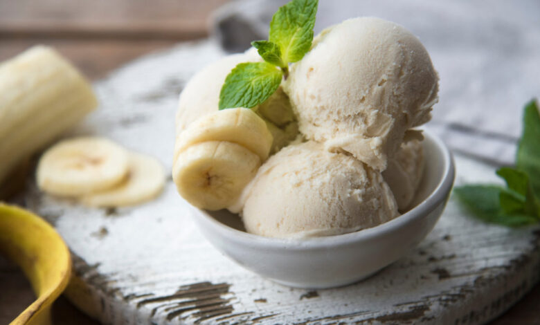 O sorvete de banana sem açúcar para 'descansar' dos excessos da Páscoa