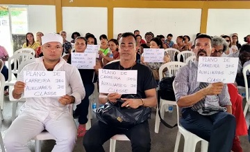 PROFESSORES DA REDE MUNICIPAL DE LAURO DE FREITAS ENTRAM EM GREVE