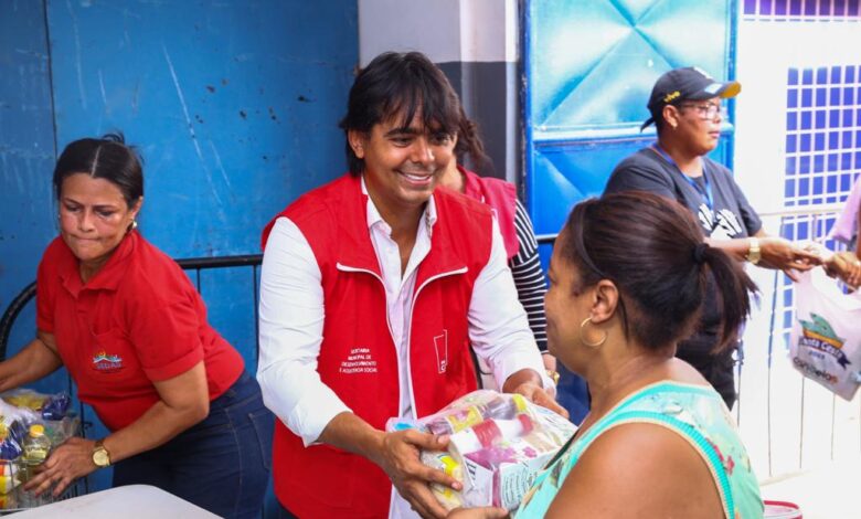 Prefeitura entrega 200 toneladas de alimentos da Santa Cesta e atende mais de 22 mil famílias