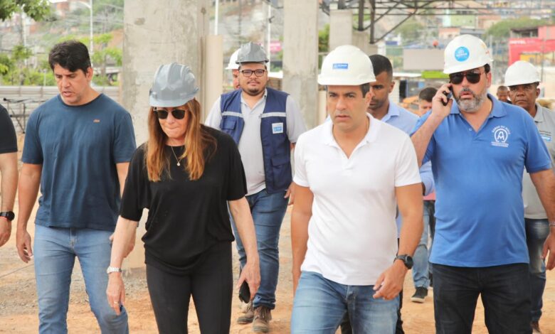 Prefeitura realiza vistoria nas obras da Feira do Curtume e do Mercado Modelo