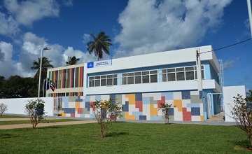 SECRETÁRIO AVALIA INSTALAÇÃO DE "BOTÕES DE ALERTA" NAS ESCOLAS DE SALVADOR