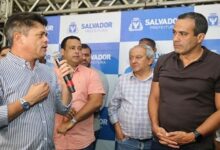 SECRETÁRIO COMEMORA OBRAS DE CONTENÇÃO EM SALVADOR