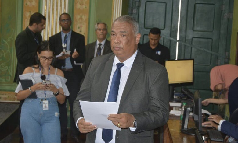 Sandro Bahiense parabeniza ações da polícia e alerta pais