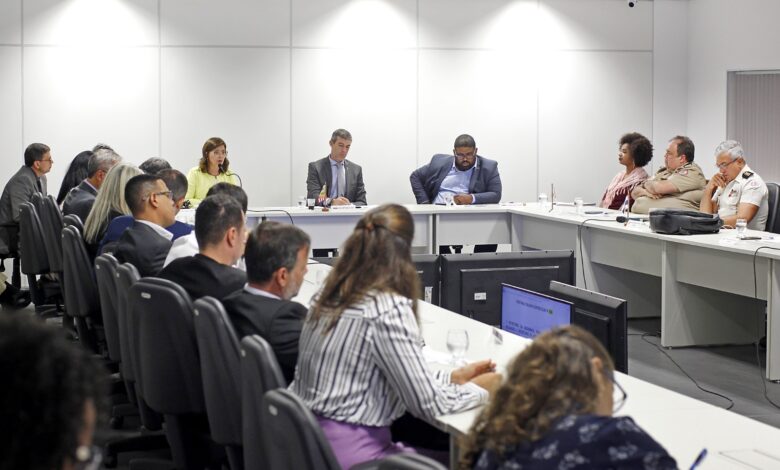 Secretários fazem balanço e discutem ações do Estado contra ameaças e episódios de violência nas escolas