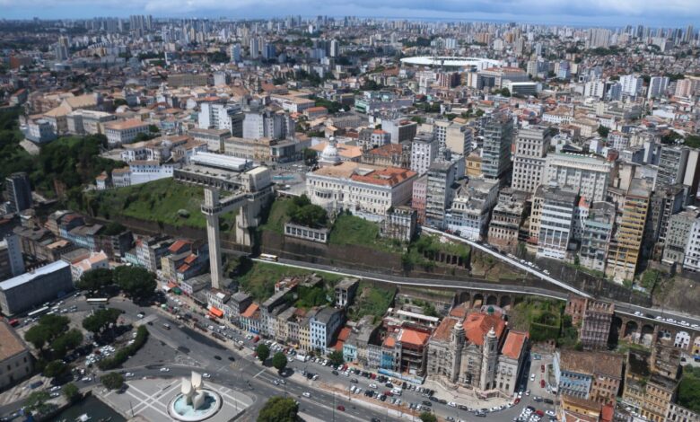 Vinte criminosos envolvidos em boatos ou tentativas de causar pânico em escolas são alcançados na Bahia