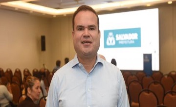 CACÁ LEÃO AVALIA 100 DIAS DE TRABALHO NA PREFEITURA DE SALVADOR