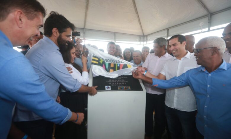 Em Castro Alves, governador inaugura obras de pavimentação em rodovias que somam mais de R$ 60 milhões e autoriza outras obras