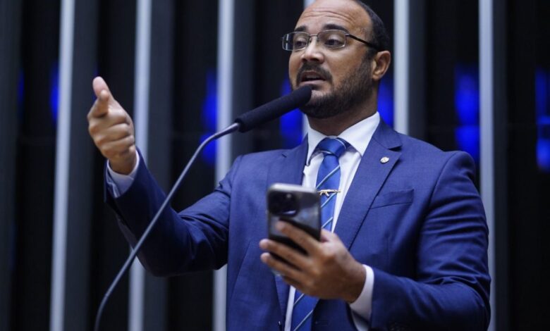 “Enquanto perdurar a política do 'muito amor e carinho' continuaremos vivendo esse terror”