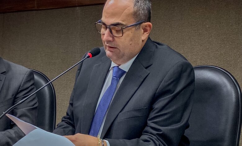 HASSAN QUER NÚCLEO DA DELEGACIA DA MULHER EM JAGUAQUARA 
