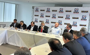 JERÔNIMO DISCUTE SEGURANÇA PÚBLICA COM BASE GOVERNISTA