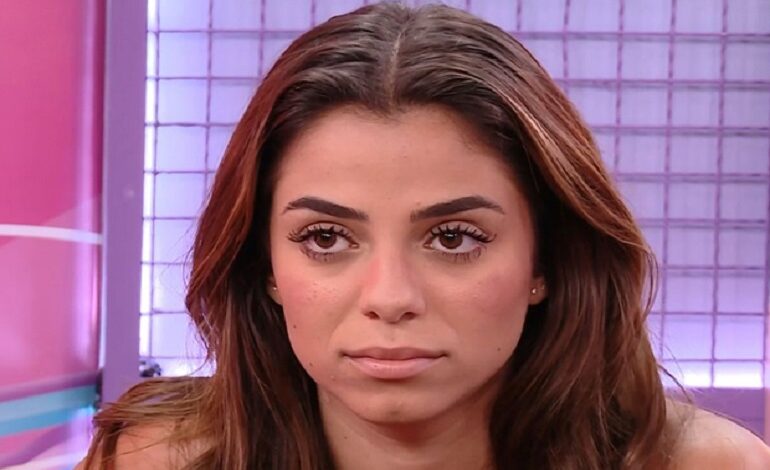 KEY ALVES É ACUSADA DE DAR CALOTE EM MATHEUS YURLEY