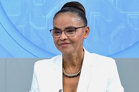 Marina Silva recebe alta hospitalar após tratar da covid-19