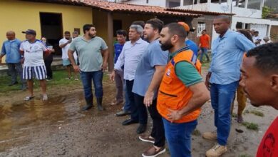 NO INTERIOR JERÔNIMO PROMETE APOIO A VÍTIMAS DA CHUVAS