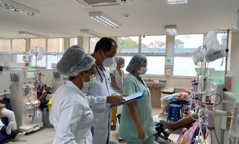 PACIENTES DO RECÔNCAVO BAIANO FAZEM HEMODIÁLISE PELO SUS