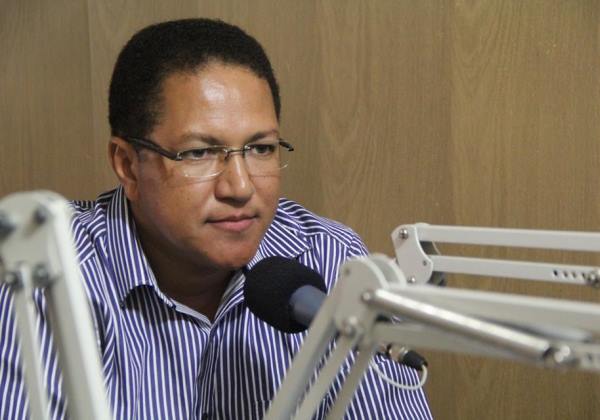 PREFEITO DE ITABUNA DETERMINA SUSPENSÃO DE REAJUSTE DE SALÁRIOS DE DIRETORES DA EMASA