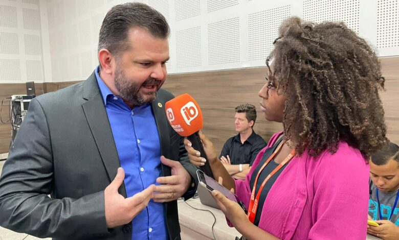 Programa Juventude Produtiva “incentiva jovens a tirar do papel as suas ideias”, diz deputado Angelo Filho