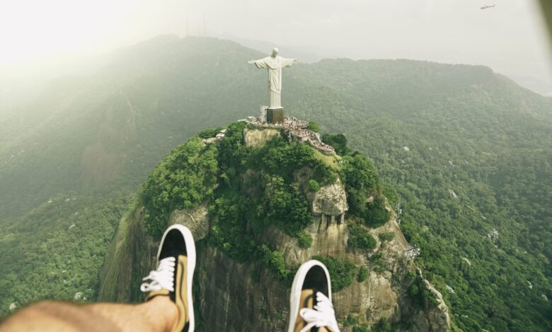 Rio ganha passeio com adrenalina em voo de helicóptero