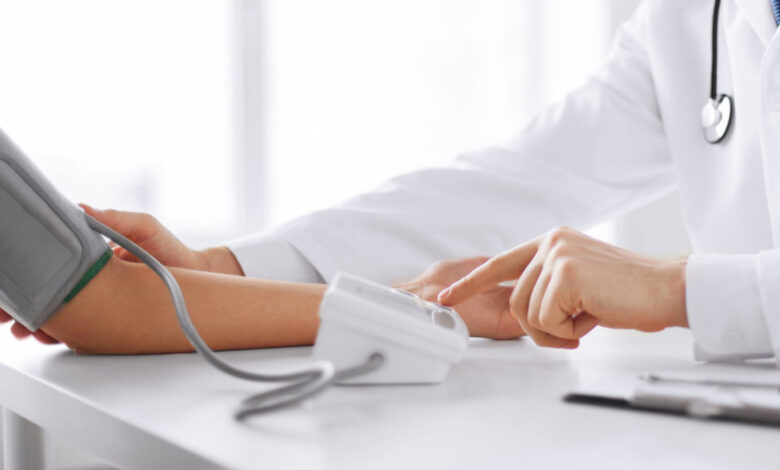 Sinais de que tem a pressão arterial perigosamente alta