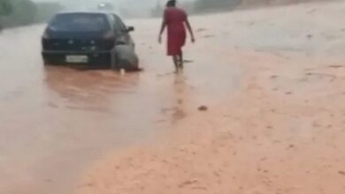 TEMPORAL DEIXA RUAS ALAGADAS E DESABRIGADOS EM ENTRE RIOS