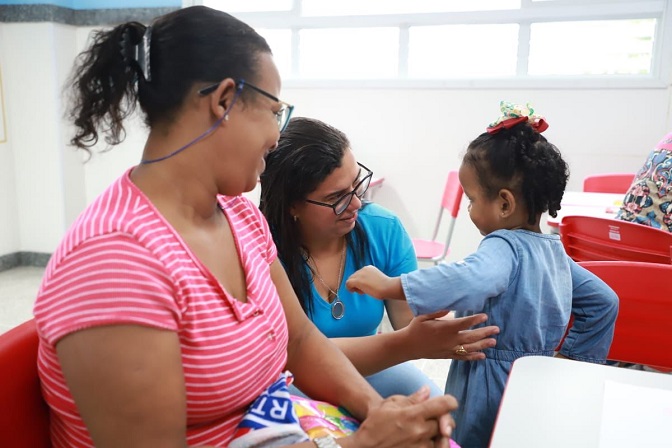 Vivências do Primeiro Passo oferece serviços de saúde, sociais e lúdicos a crianças da rede municipal