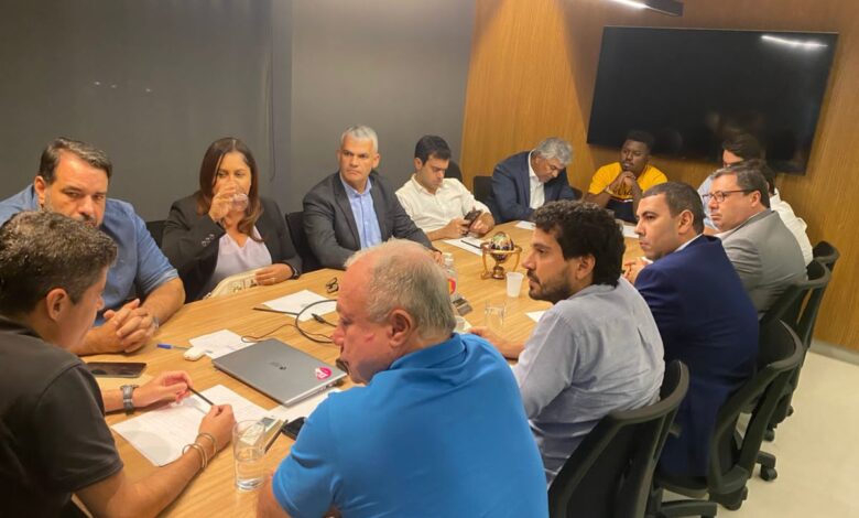 ACM Neto e deputados de Oposição afinam estratégias de olho no calendário eleitoral de 2024