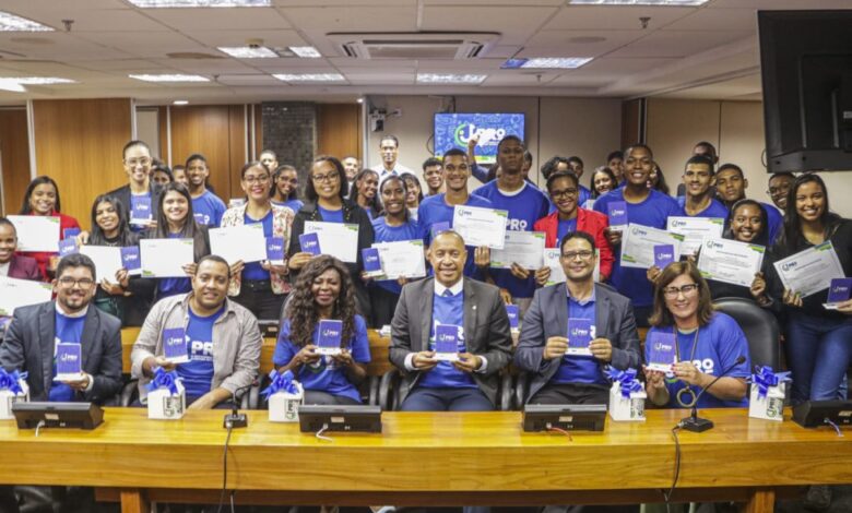 Desenvolvido por Jurailton Santos, segunda edição do programa "J-PRO" incentiva participação da juventude baiana