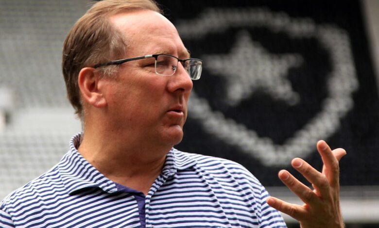 Dono do Botafogo, Textor agradece Cauly por vitória do Bahia contra o Palmeiras