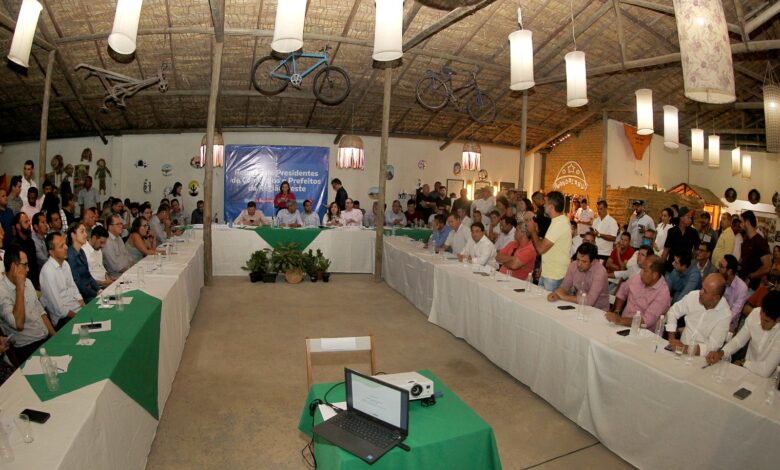 EM BARREIRAS, GOVERNADOR TEM AGENDA  COM PRESIDENTES DE CONSÓRCIOS