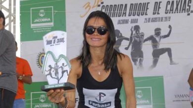 FERBASA LEVA A CAMPEÃ PARA CONVERSAR COM CRIANÇAS