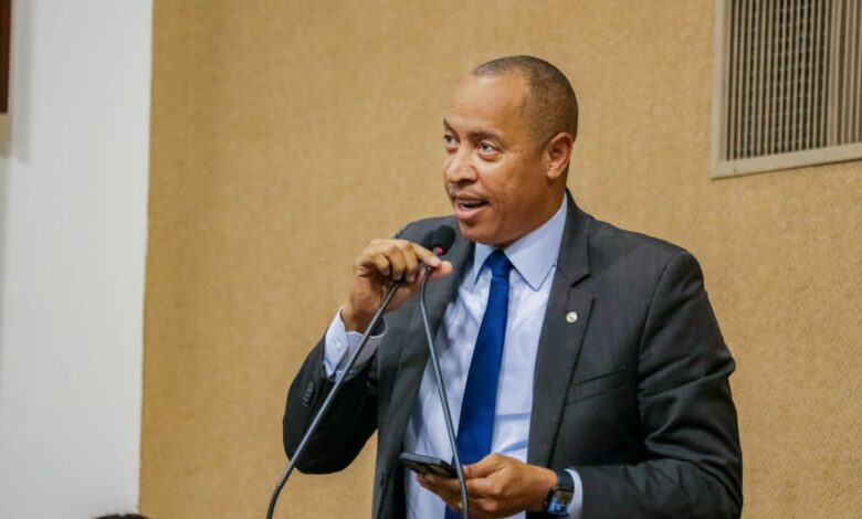 Jurailton Santos pede faixa elevada para pedestres e semáforo na rodovia Ilhéus