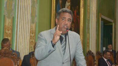 Leandro Guerrilha comemora aprovação de Frente Parlamentar e proibição do comércio informal nas comunidades pode ser revisto