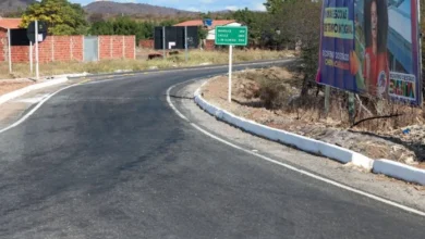 EM CACULÉ, GOVERNO DO ESTADO ENTREGA REQUALIFICAÇÃO EM RODOVIA E NOVA ESCOLA