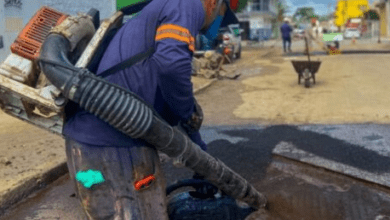 EUNÁPOLIS : PREFEITURA INTENSIFICA AÇÕES DE INFRAESTRUTURA EM DIVERSAS ÁREAS DA CIDADE
