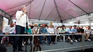 Em Carinhanha, Governo de Estado entrega unidade de saúde, sistemas de abastecimento de água e delegacia