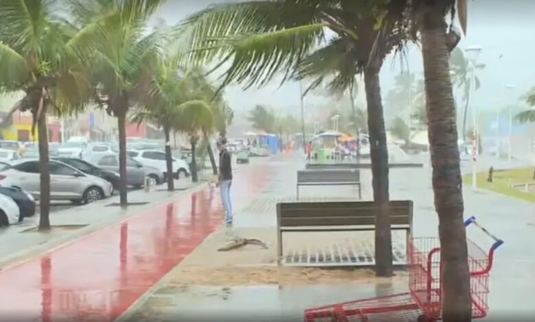 FIM DE SEMANA DEVE SER DE CHUVA NA CAPITAL BAIANA, PREVÊ CODESAL