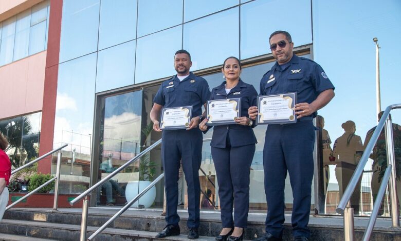 Guardas Municipais de Lauro de Freitas recebem a honraria Doutor Honoris Causa em Valença